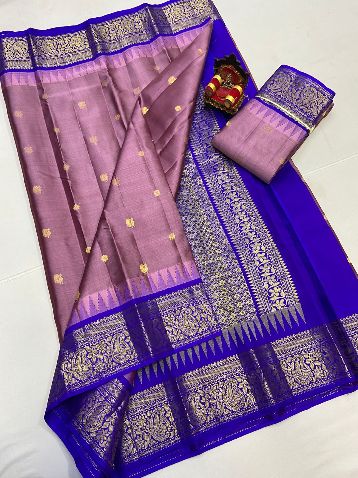 Gadwal Pattu Saree