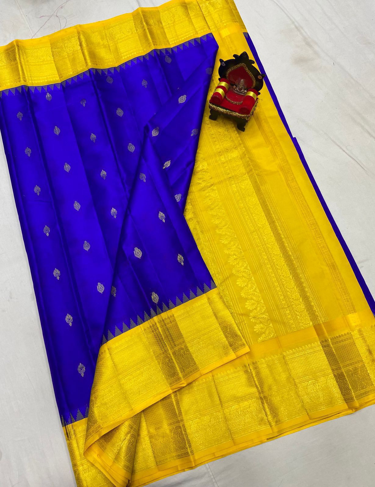 Gadwal Pattu Saree