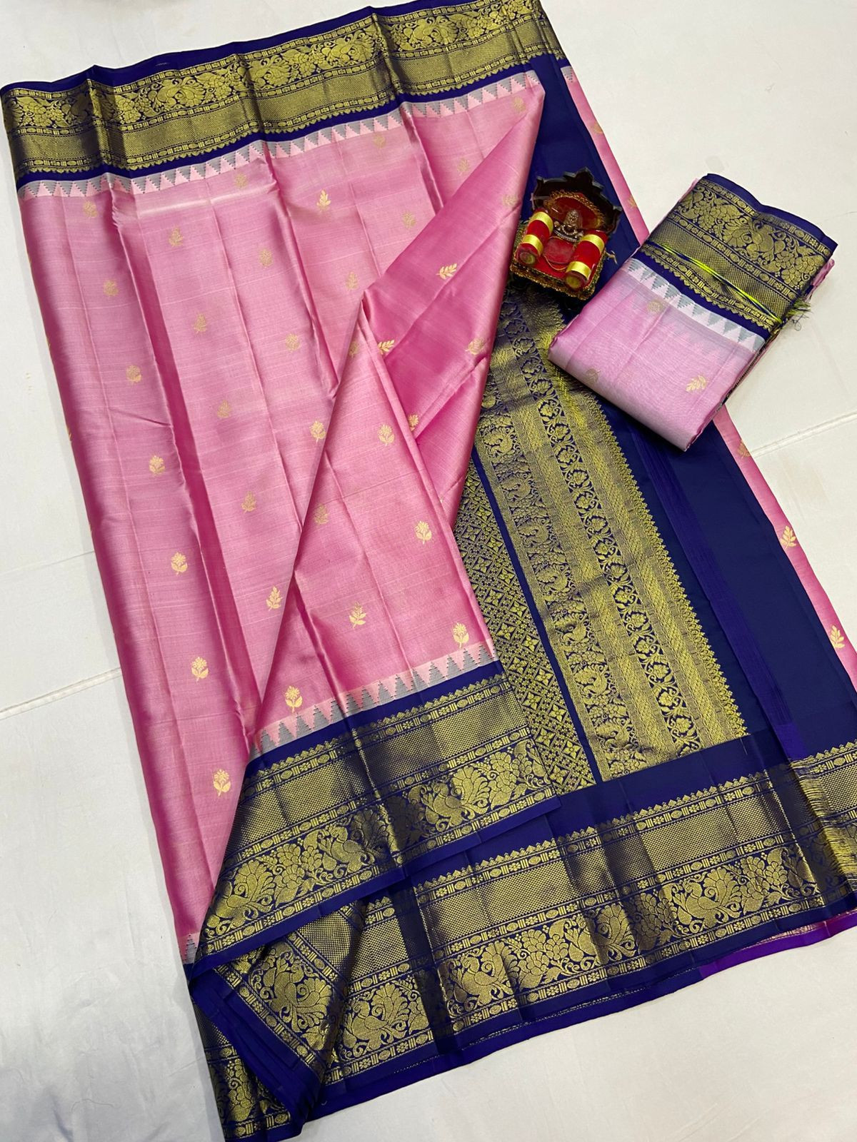 Gadwal Pattu Saree