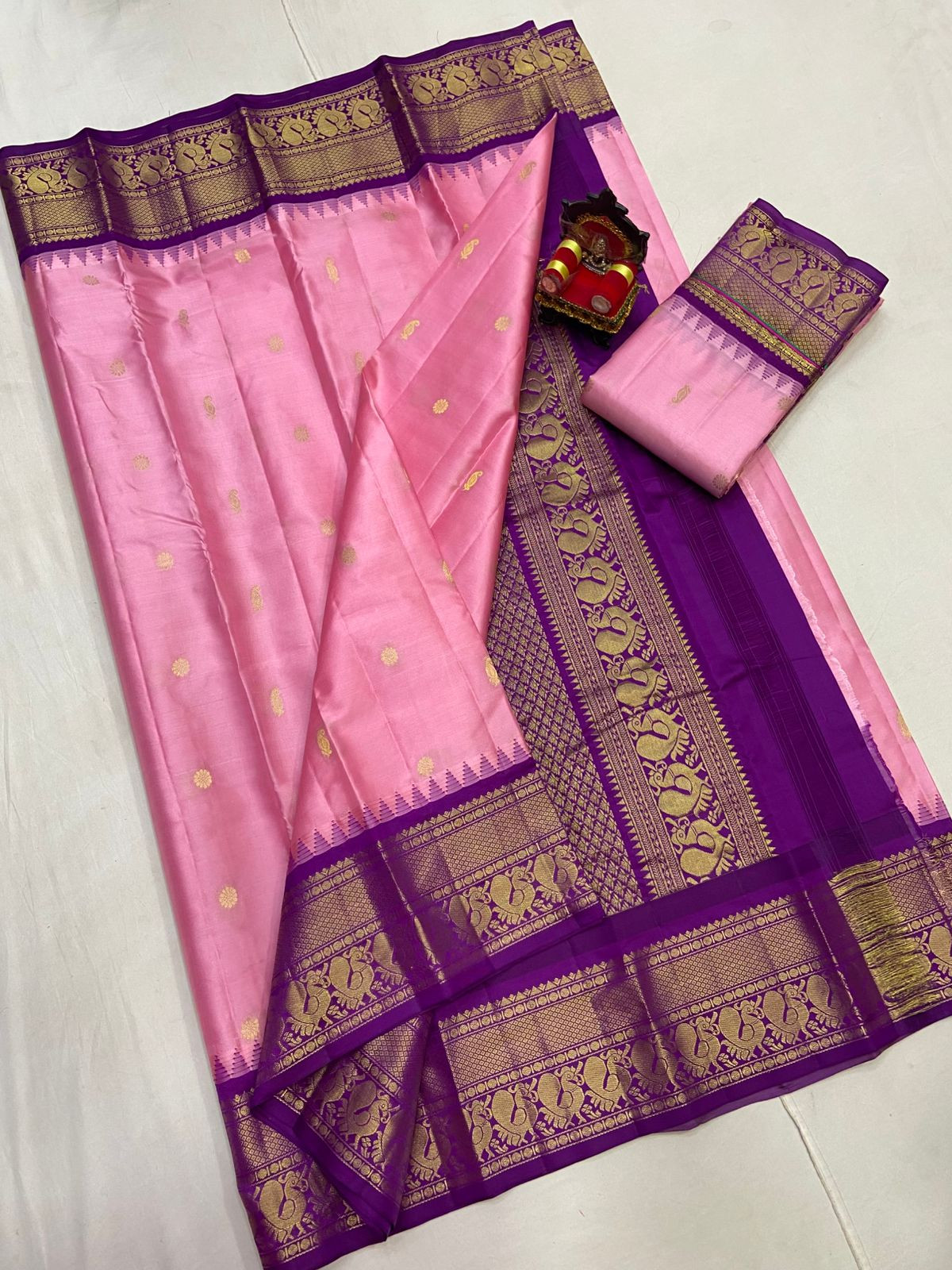 Gadwal Pattu Saree