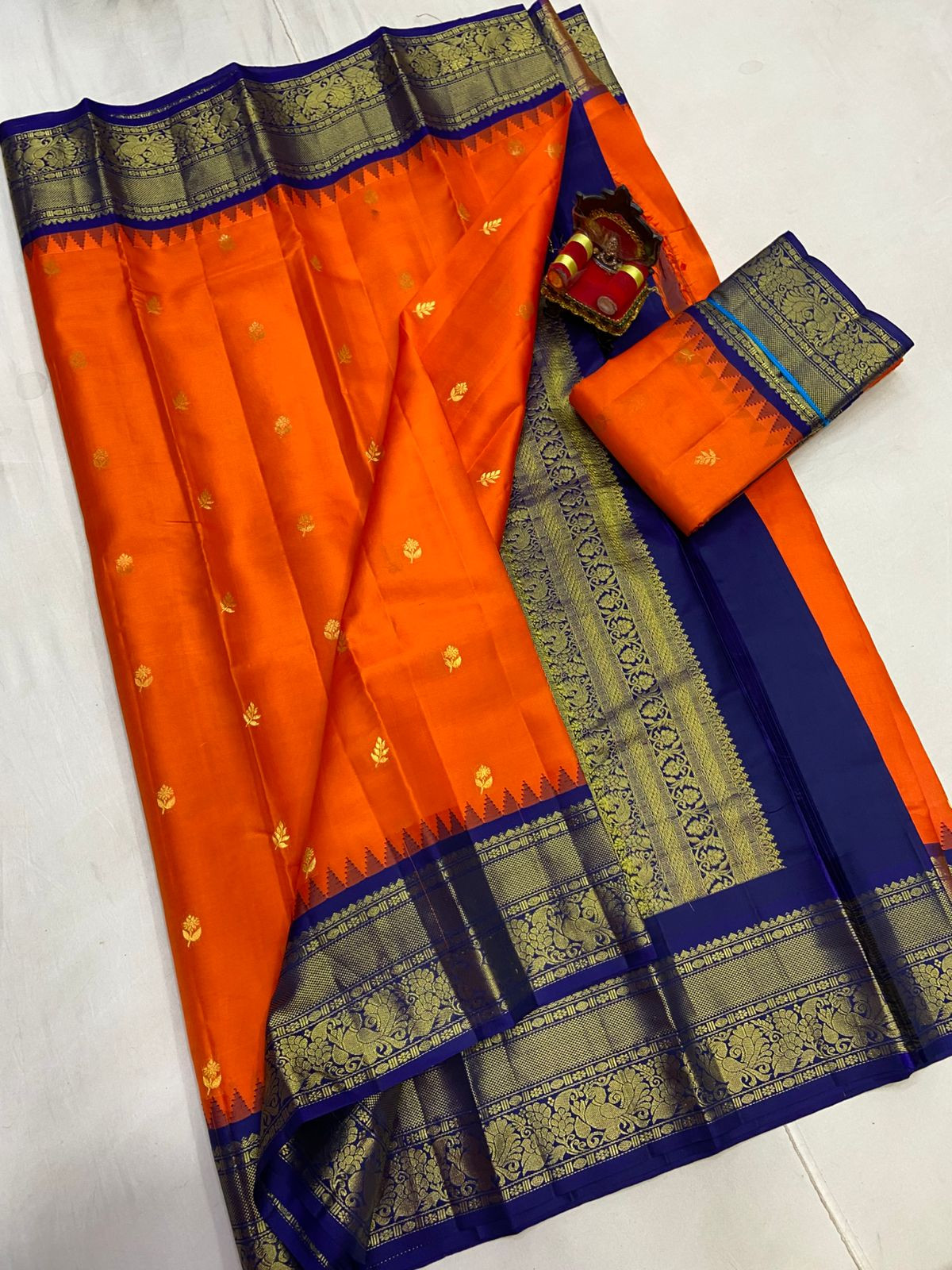 Gadwal Pattu Saree