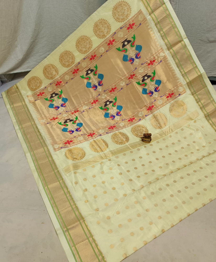 Image of Gadwal Pure Silk Saree