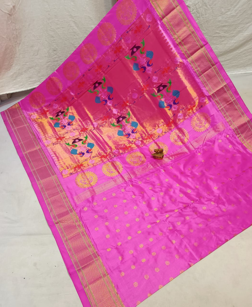 Image of Gadwal Pure Silk Saree