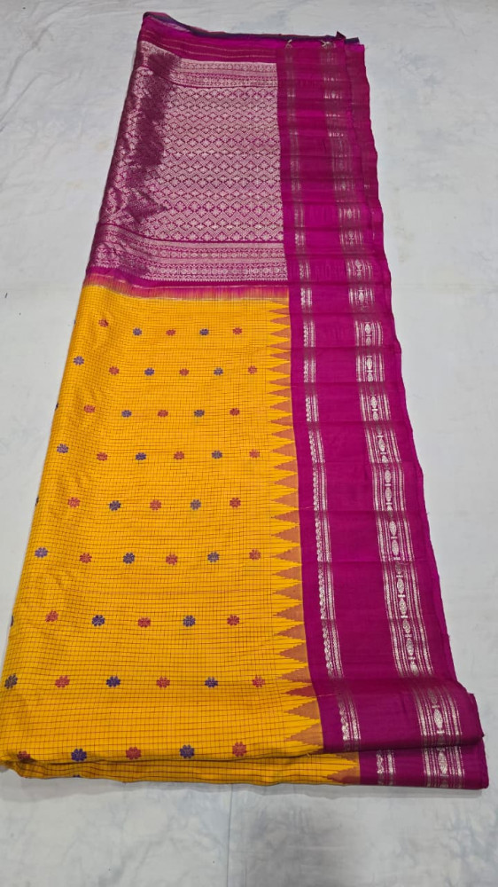 Image of Gadwal Pure Silk Saree