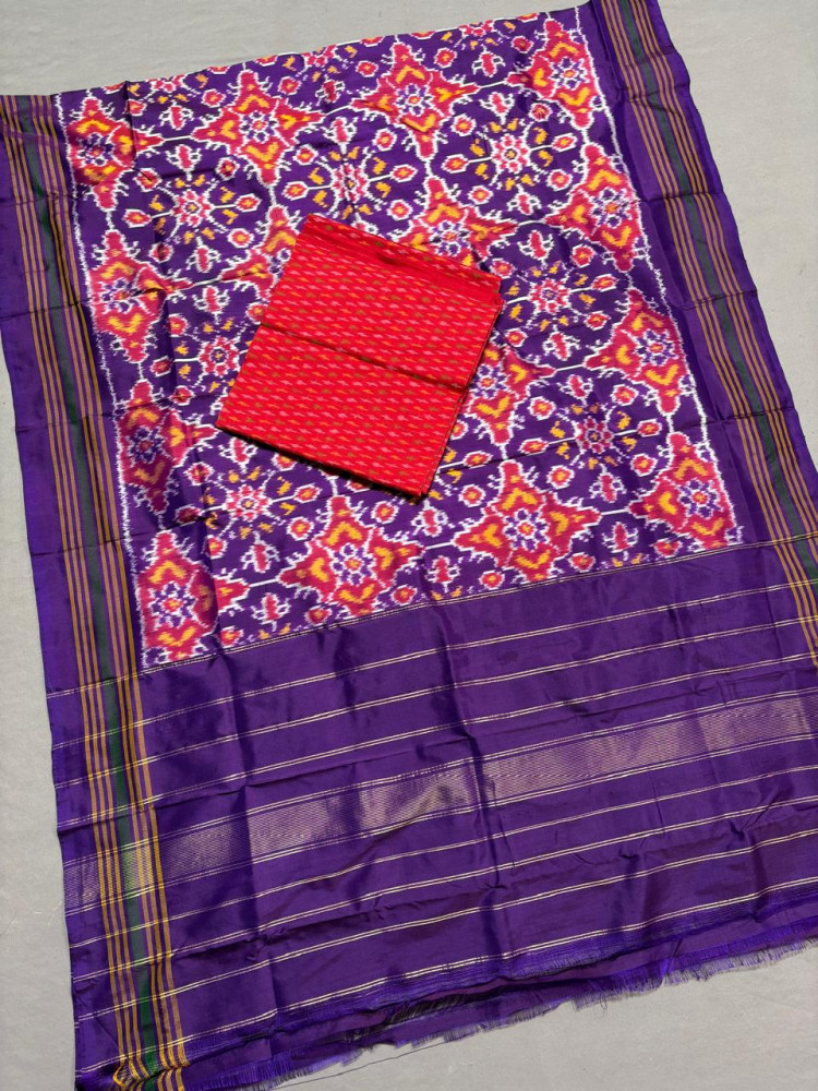 Image of Pochampally Ikkat Pattu Dress Material