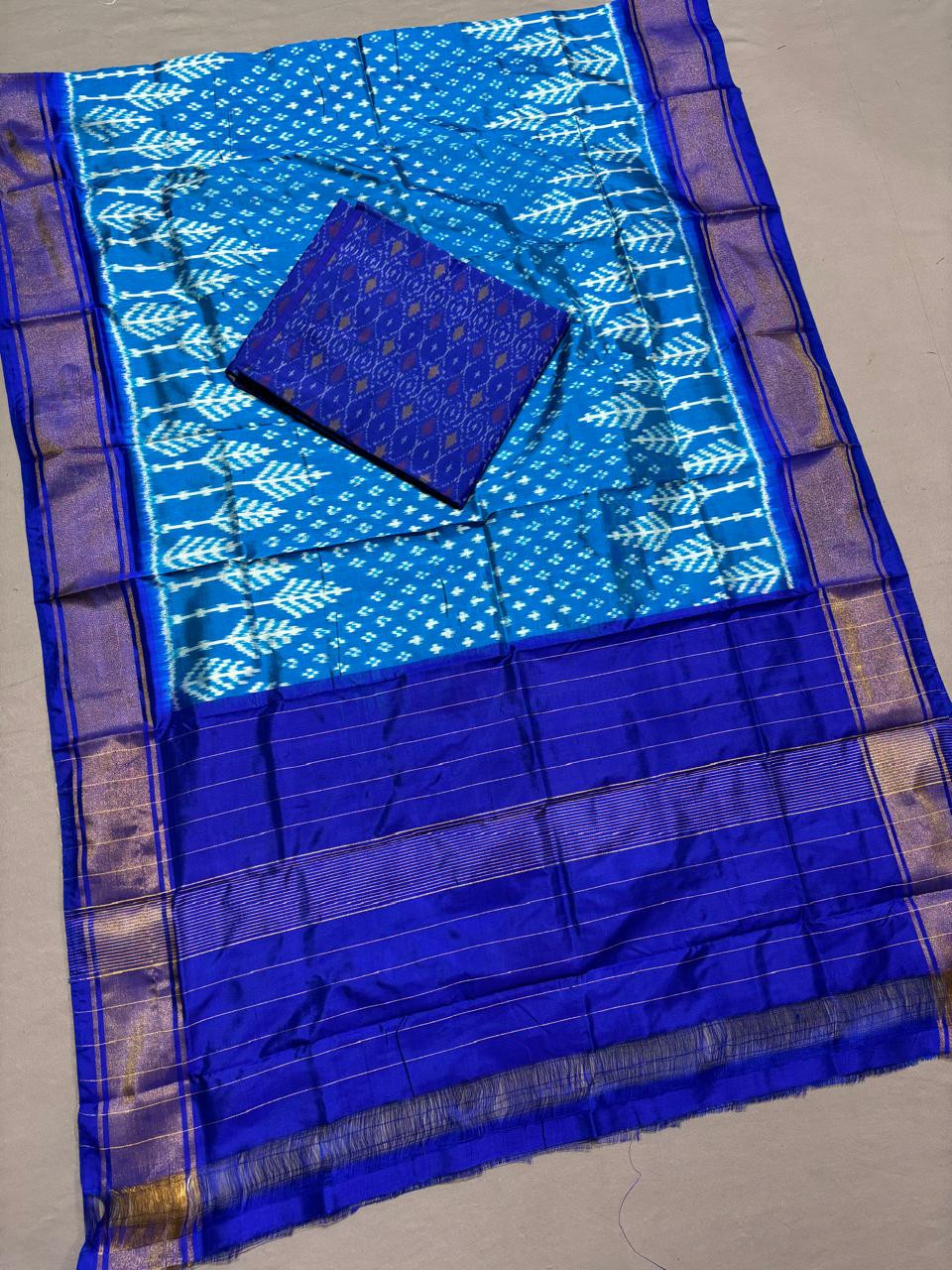 Pochampally Ikkat Pattu Dress Material