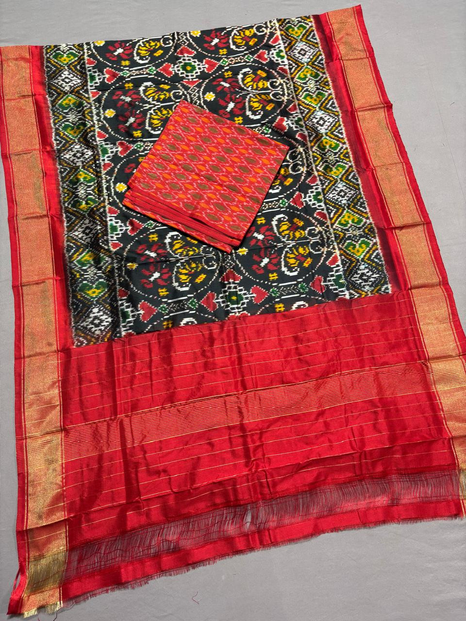 Pochampally Ikkat Pattu Dress Material