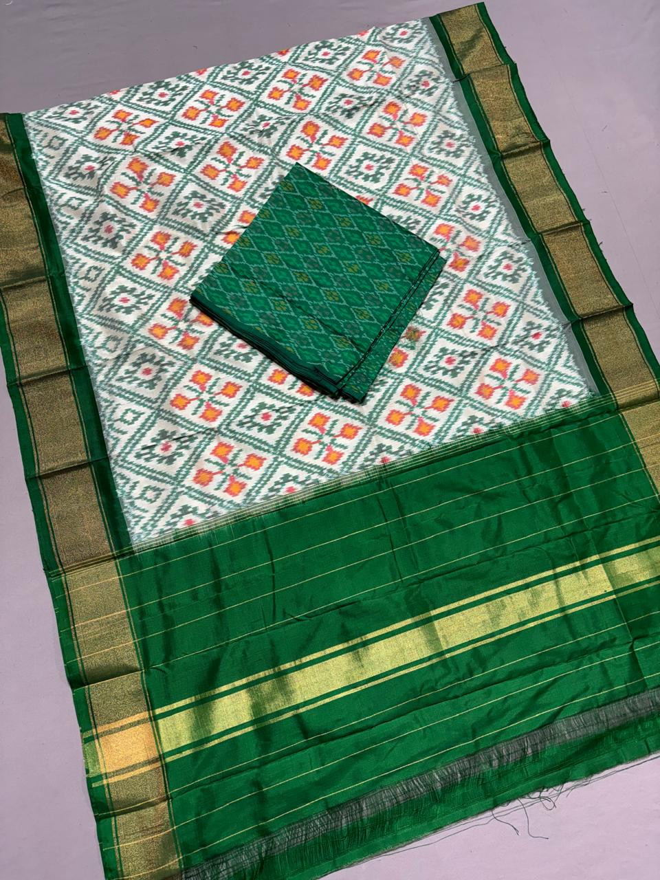 Pochampally Ikkat Pattu Dress Material