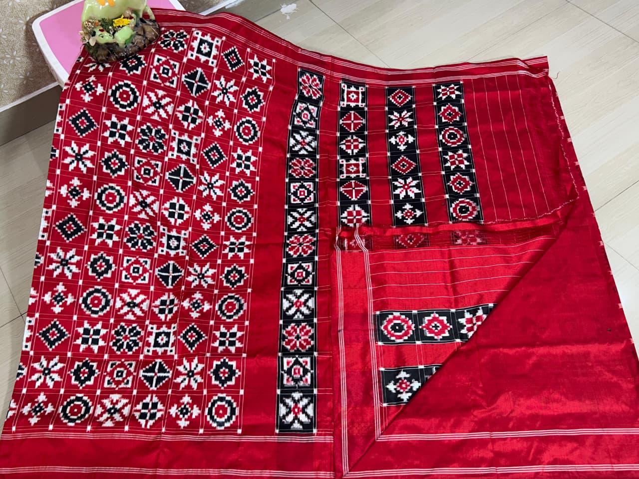 Double Ikkat Teliarumal Pure Silk Saree