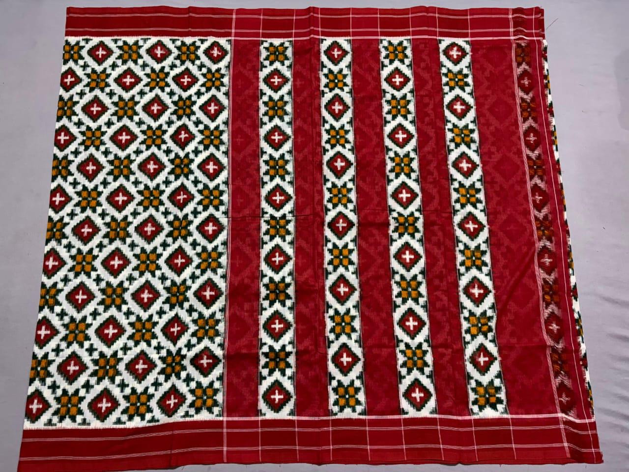 Teliya Rumal Mesrised Cotton Saree