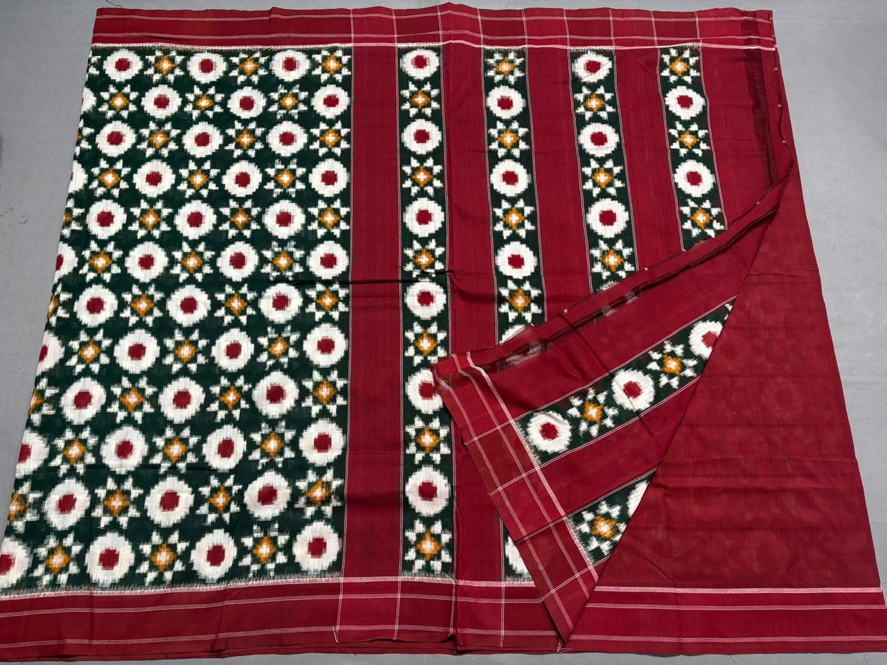 Teliya Rumal Mesrised Cotton Saree