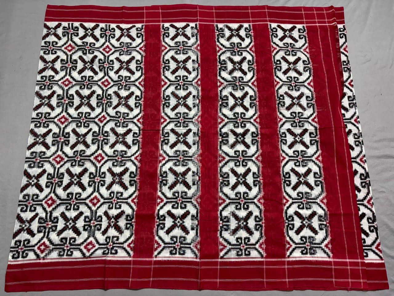 Teliya Rumal Mesrised Cotton Saree
