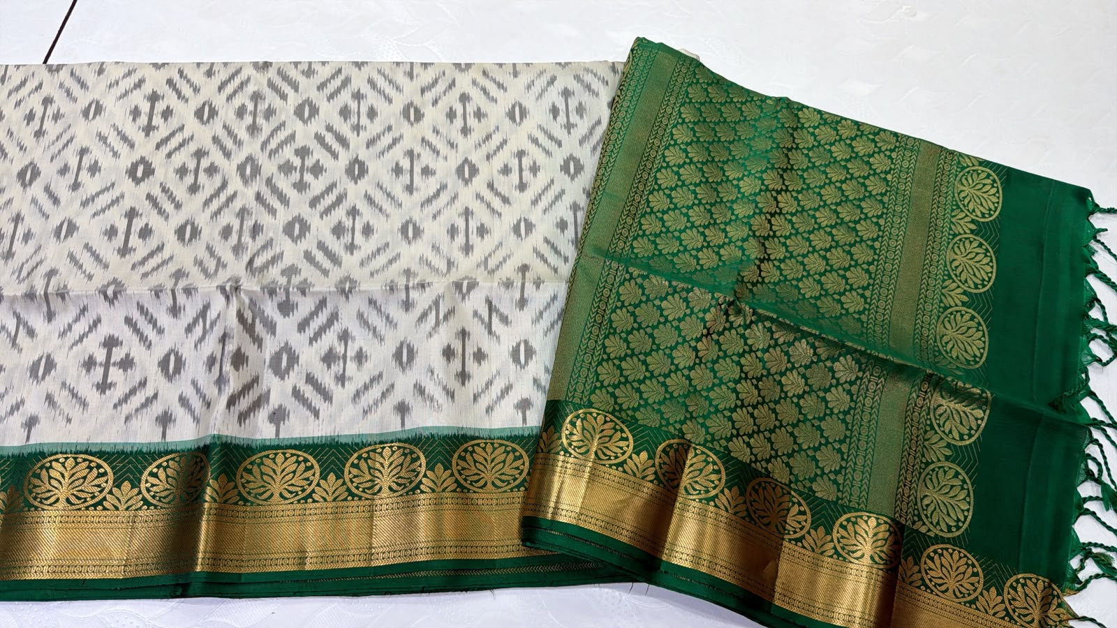 Ikkat Kanchi Border Pure Silk Saree