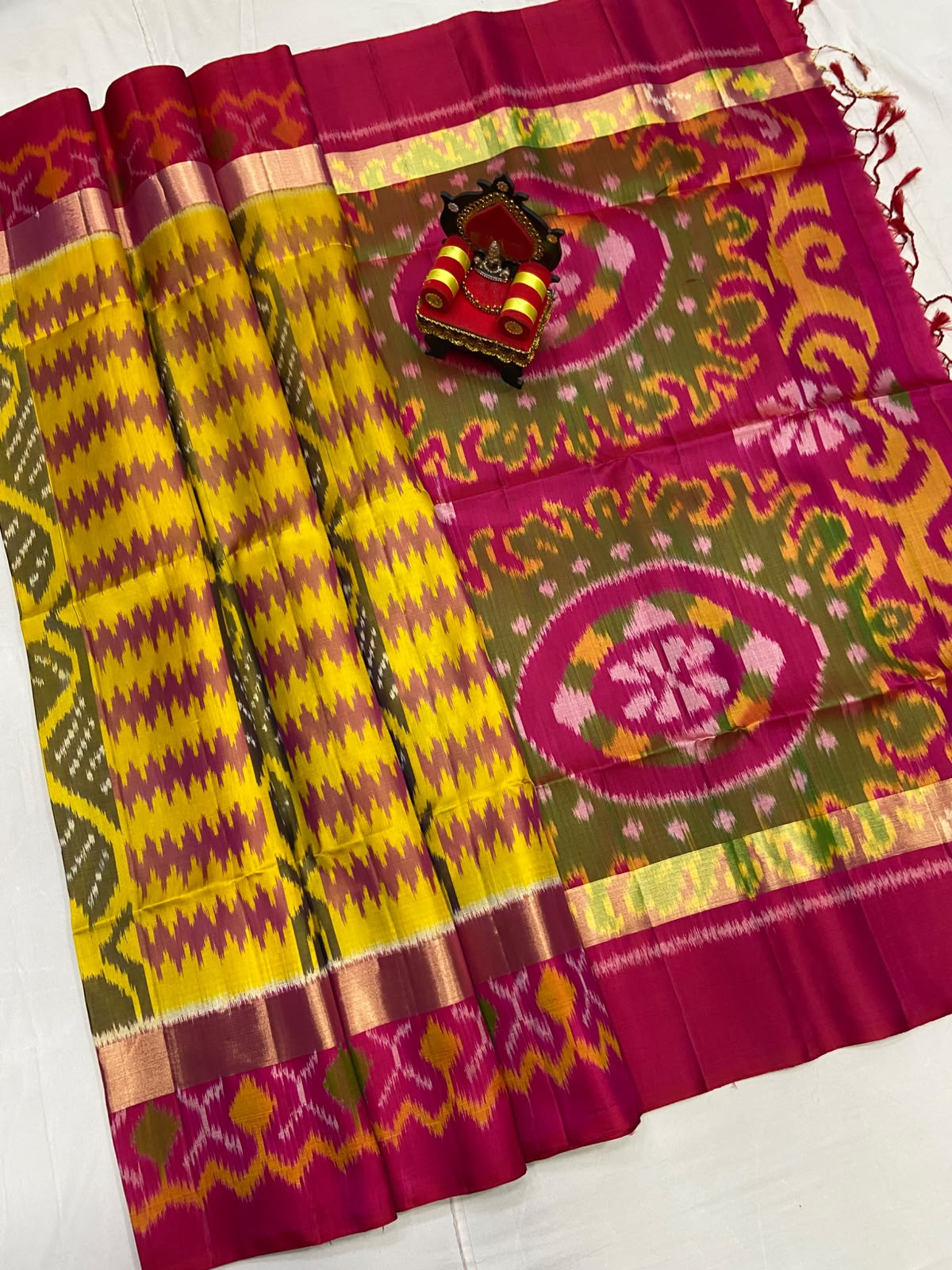 Pochampally Double Warp Saree