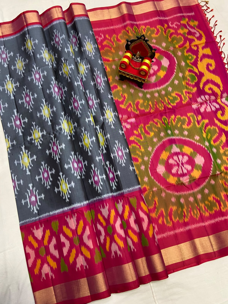 Image of Pochampally Double Warp Saree