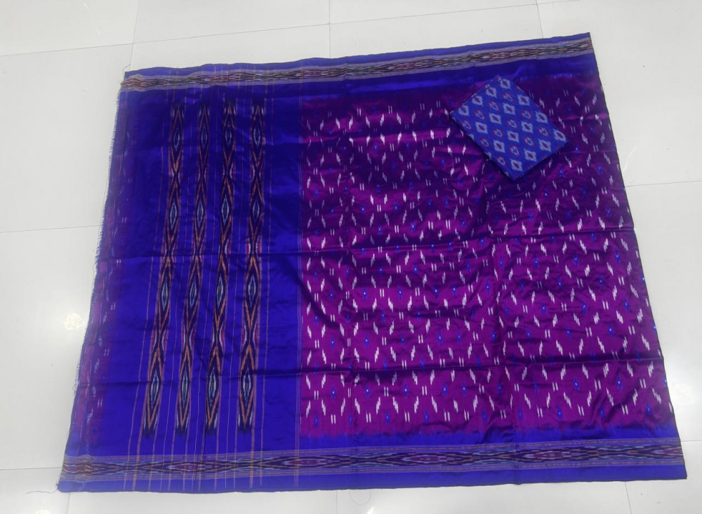 Image of Traditional Ikkat Pure Silk Saree