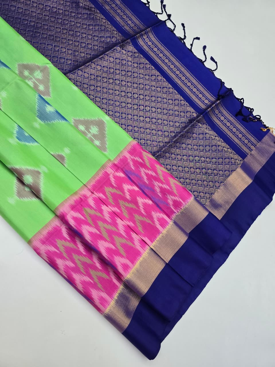 Handloom Pure Pochampally Silk Saree