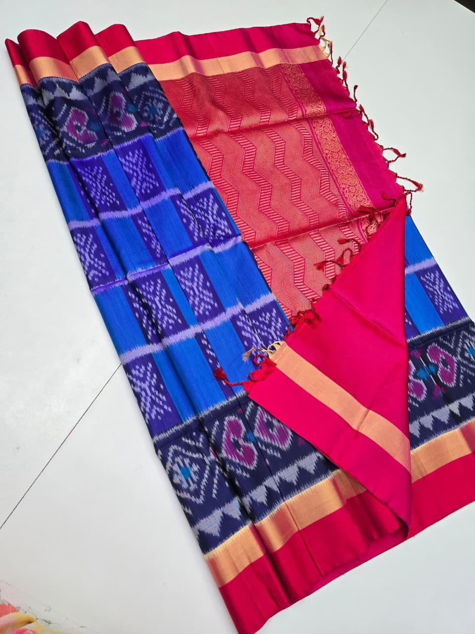 Handloom Pure Pochampally Silk Saree