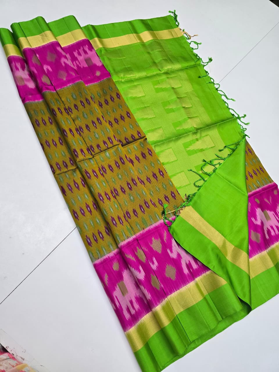 Handloom Pure Pochampally Silk Saree