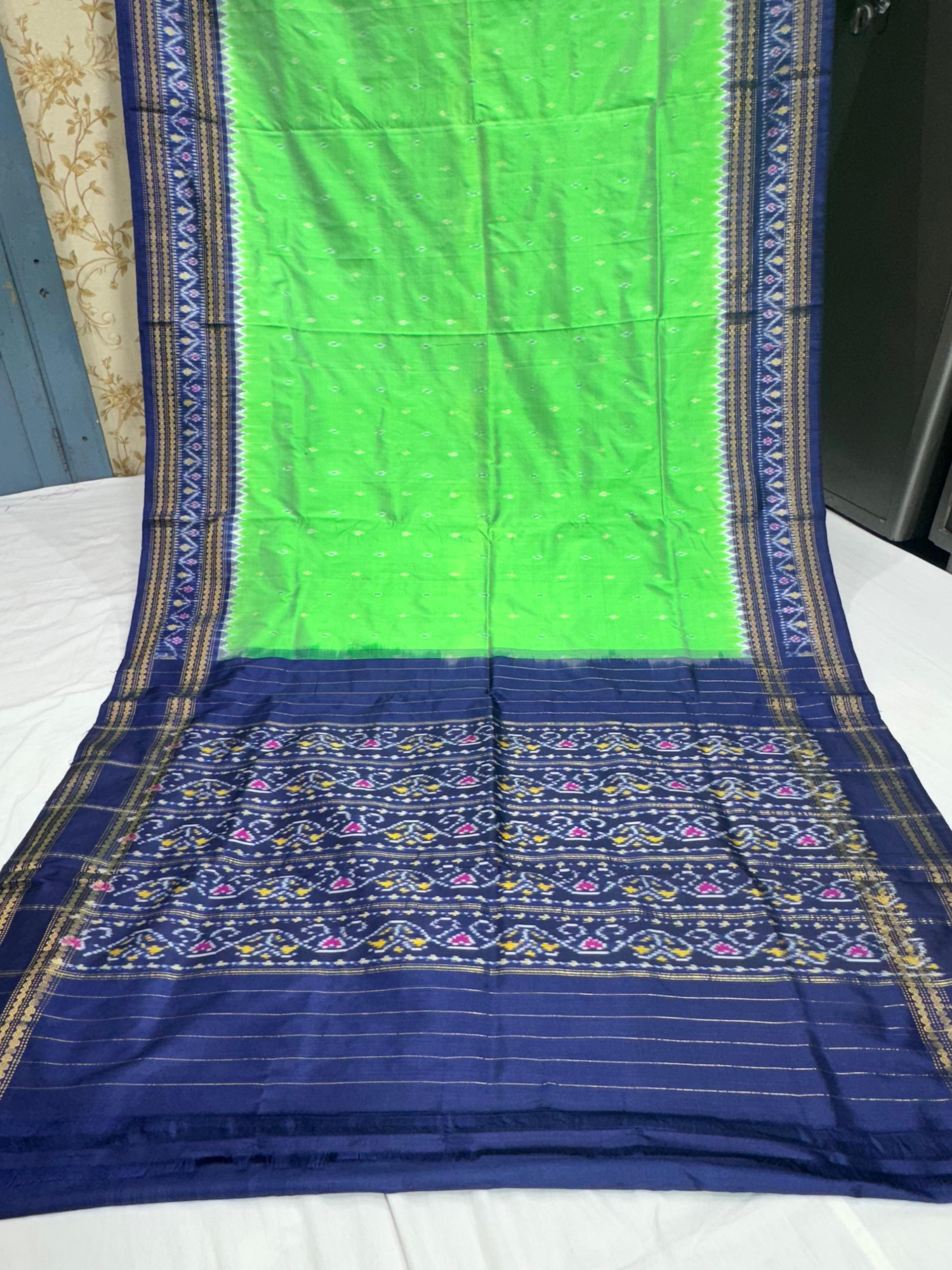 Pochampally Ikkat Pure Silk Saree