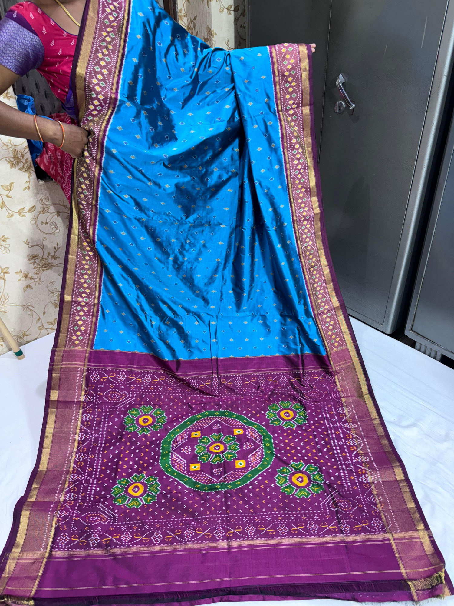 Pochampally Ikkat Pure Silk Saree