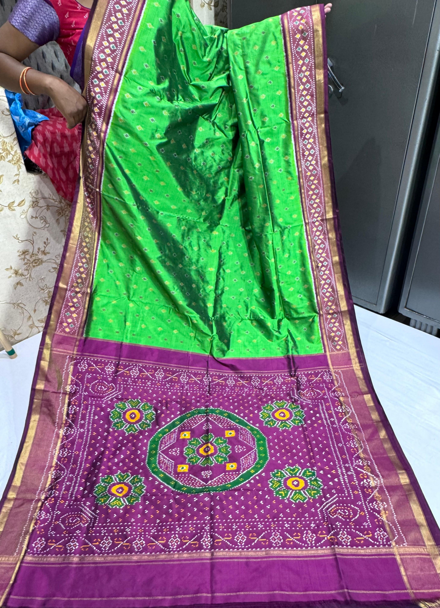 Pochampally Ikkat Pure Silk Saree