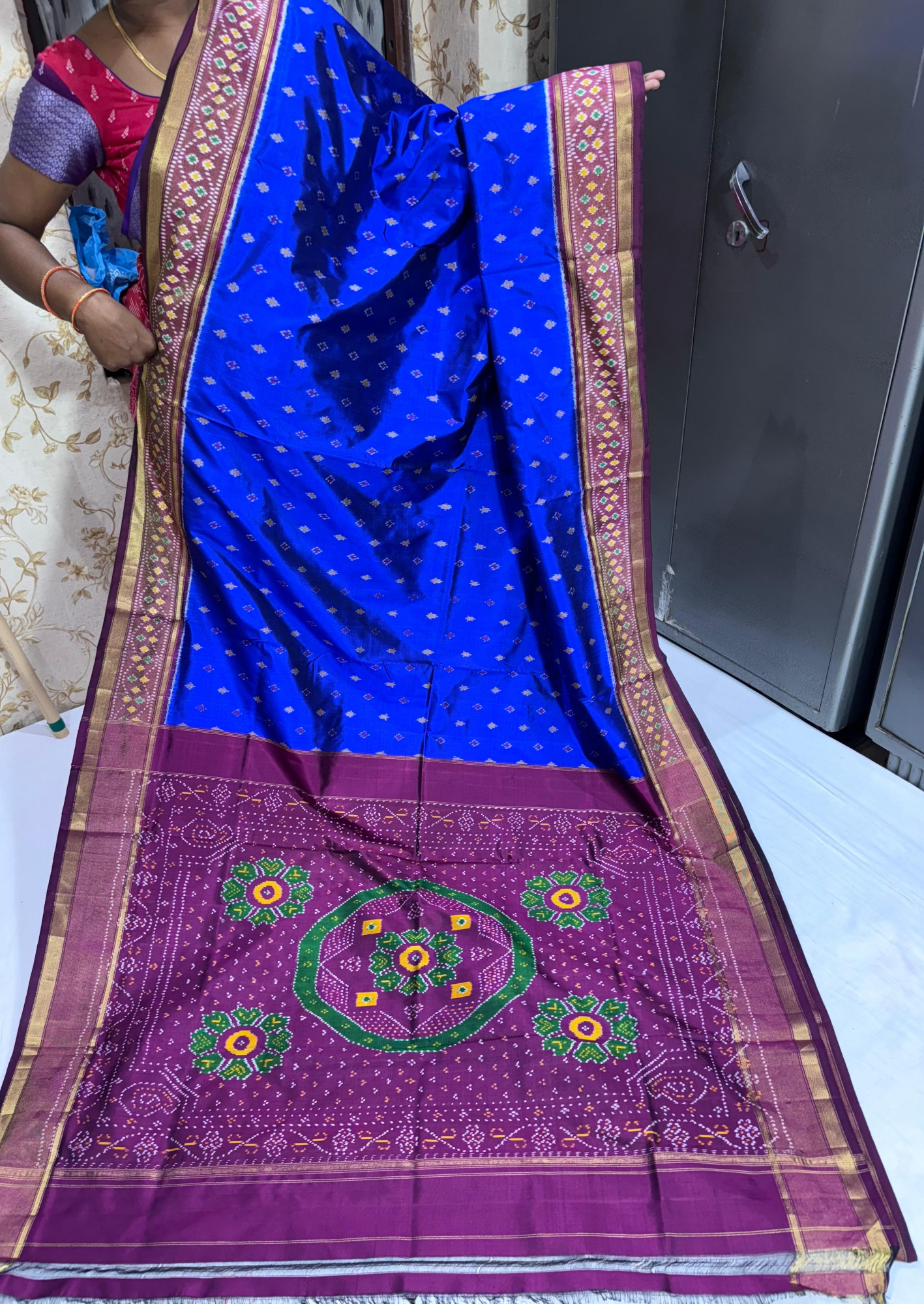 Pochampally Ikkat Pure Silk Saree