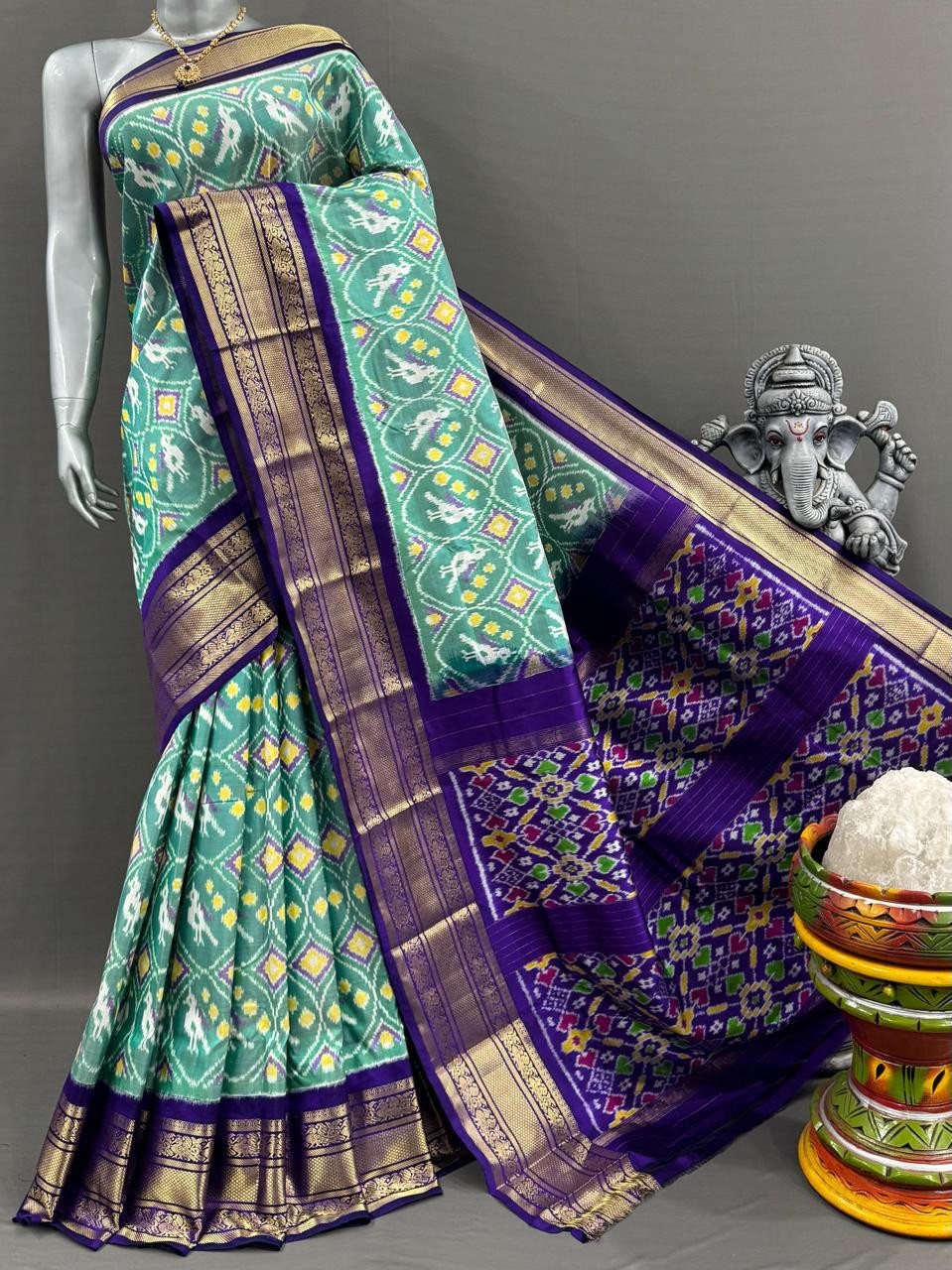 Pochampally Ikkat Pure Silk Kanchi Border Saree