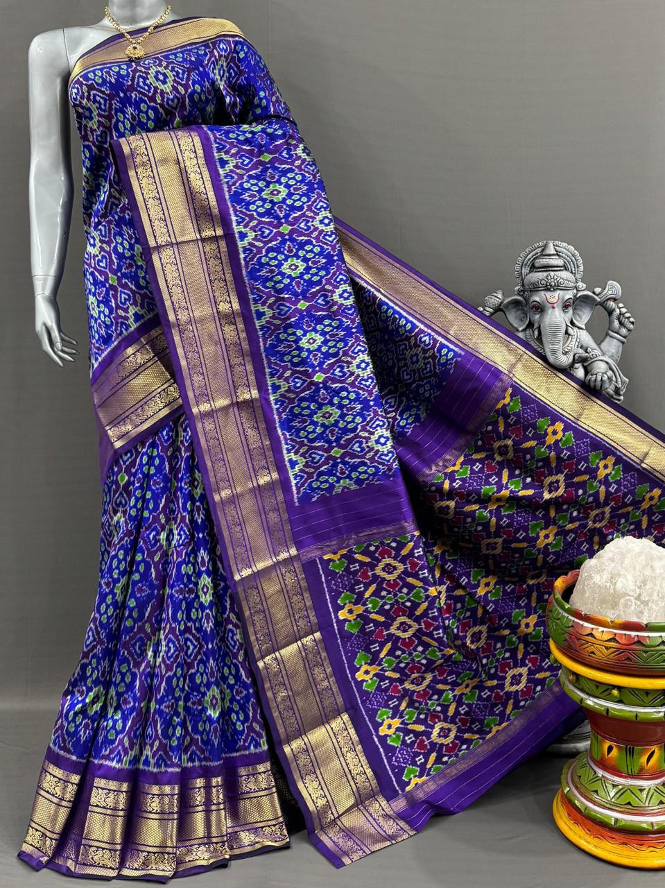 Pochampally Ikkat Pure Silk Kanchi Border Saree