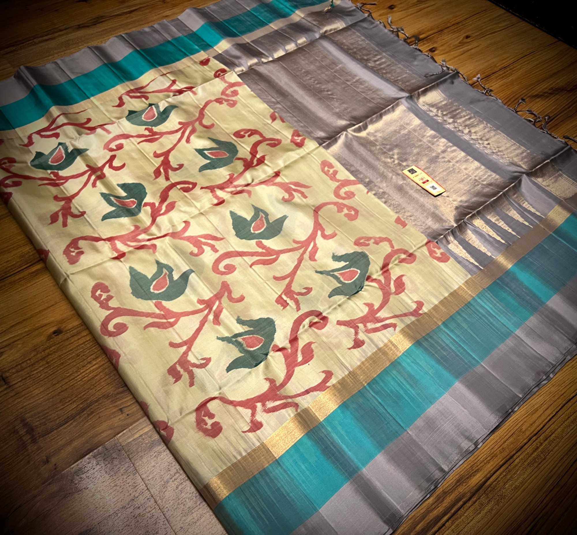 Pochampally Ikkat Pure Silk Saree