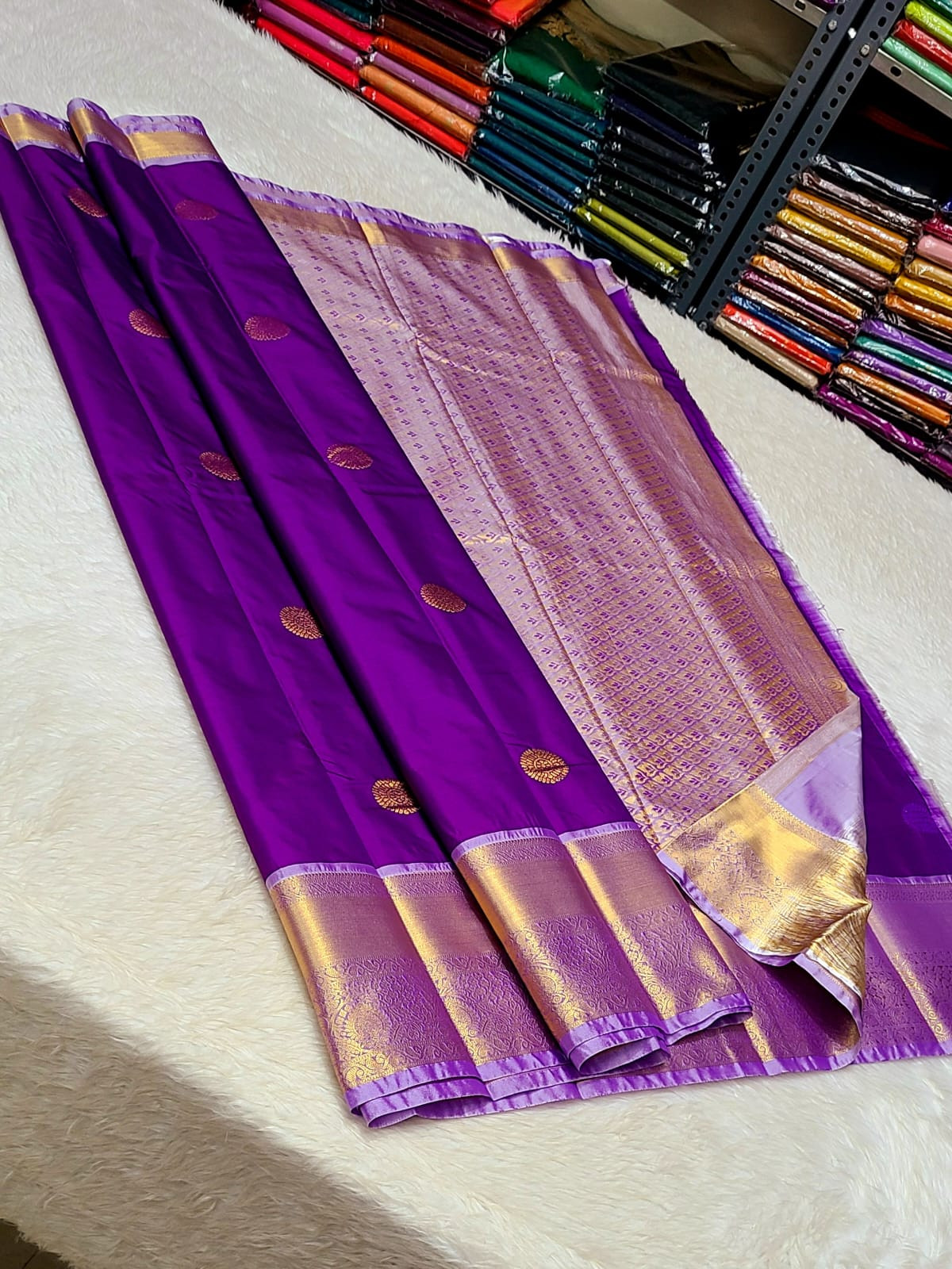 Beautiful Kanchipuram Premium Quality Pure Mix Vaira Oosi Silk Saree