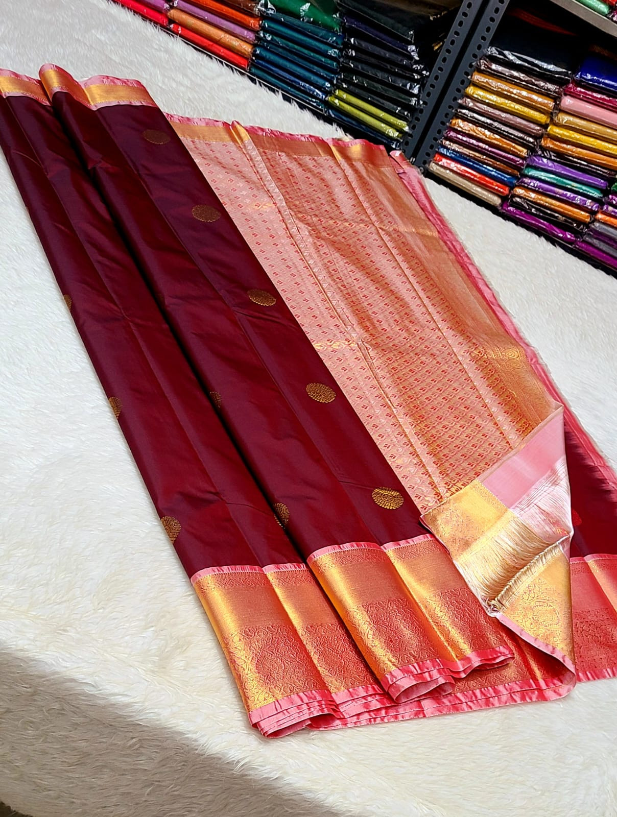 Beautiful Kanchipuram Premium Quality Pure Mix Vaira Oosi Silk Saree