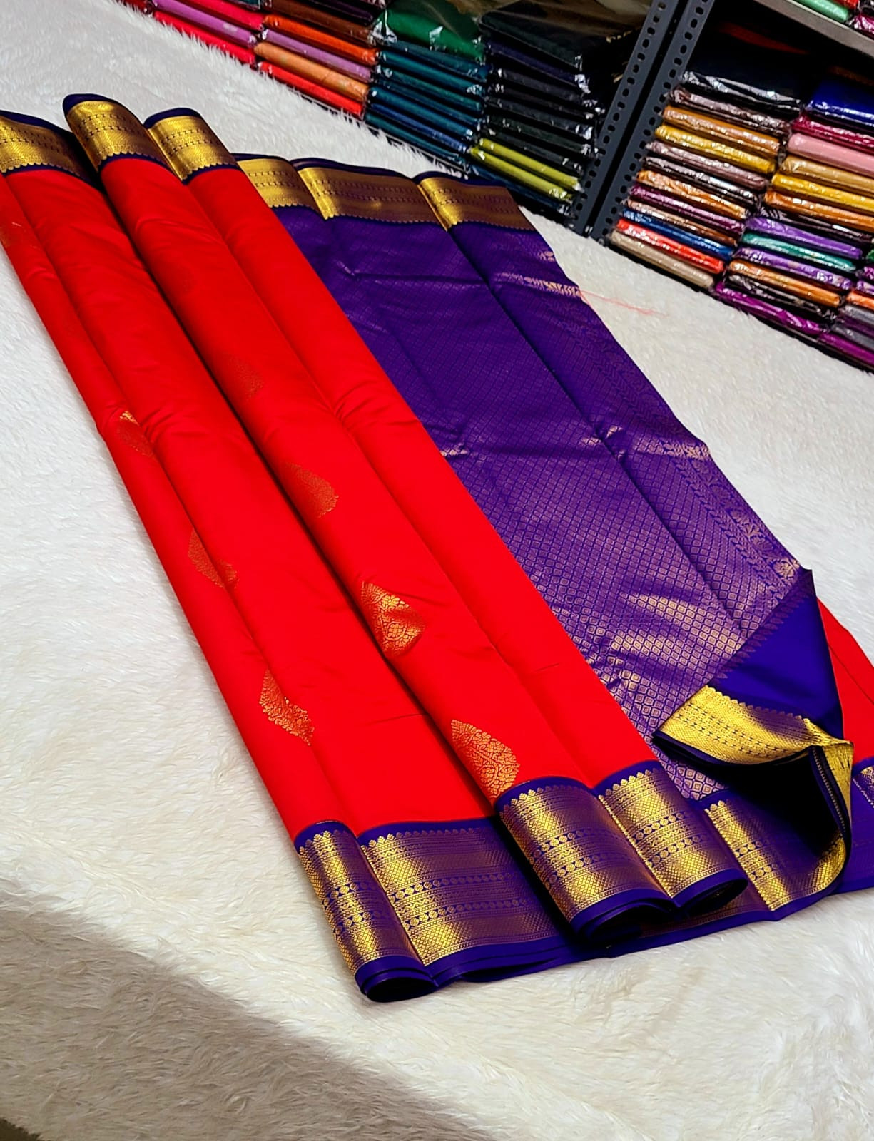 Beautiful Kanchipuram Premium Quality Pure Mix Vaira Oosi Silk Saree