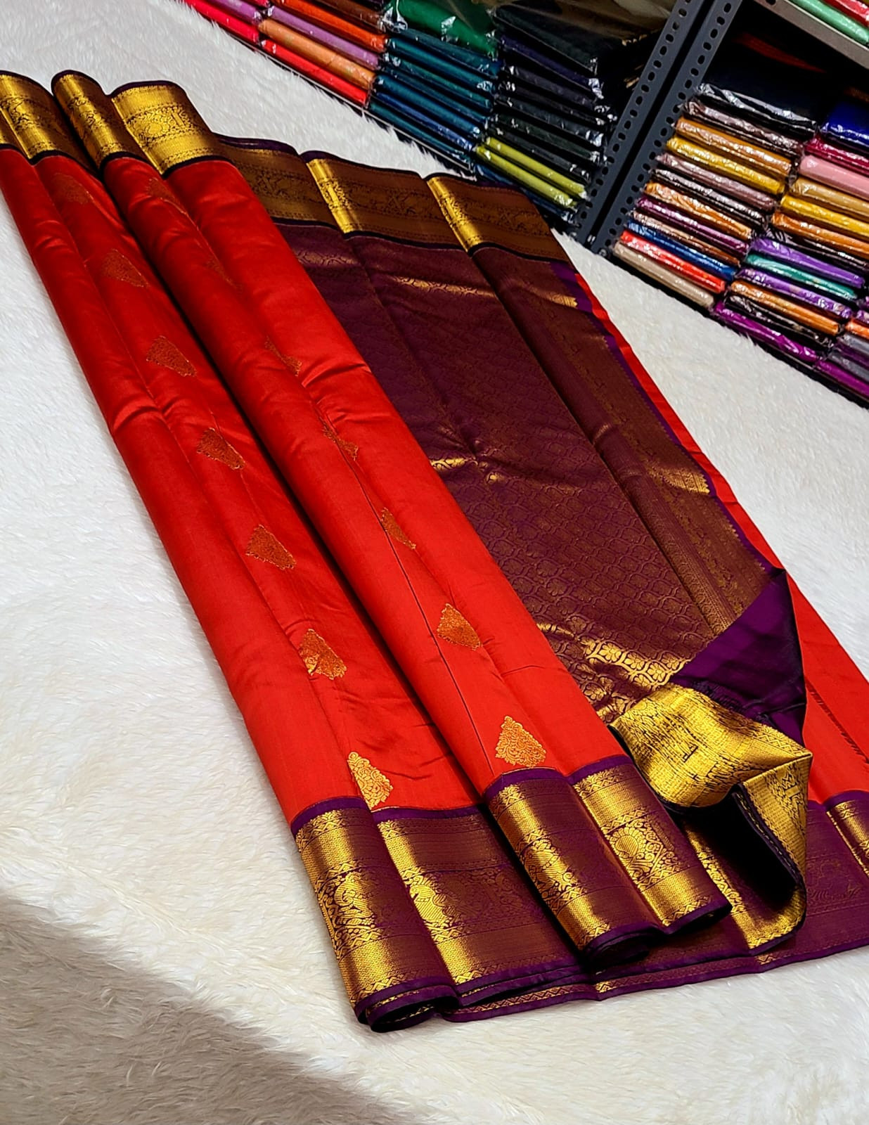 Beautiful Kanchipuram Premium Quality Pure Mix Vaira Oosi Silk Saree