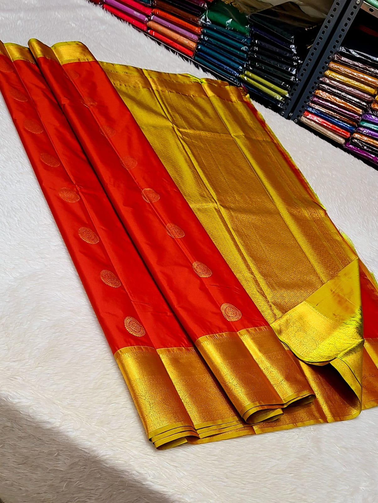Beautiful Kanchipuram Premium Quality Pure Mix Vaira Oosi Silk Saree