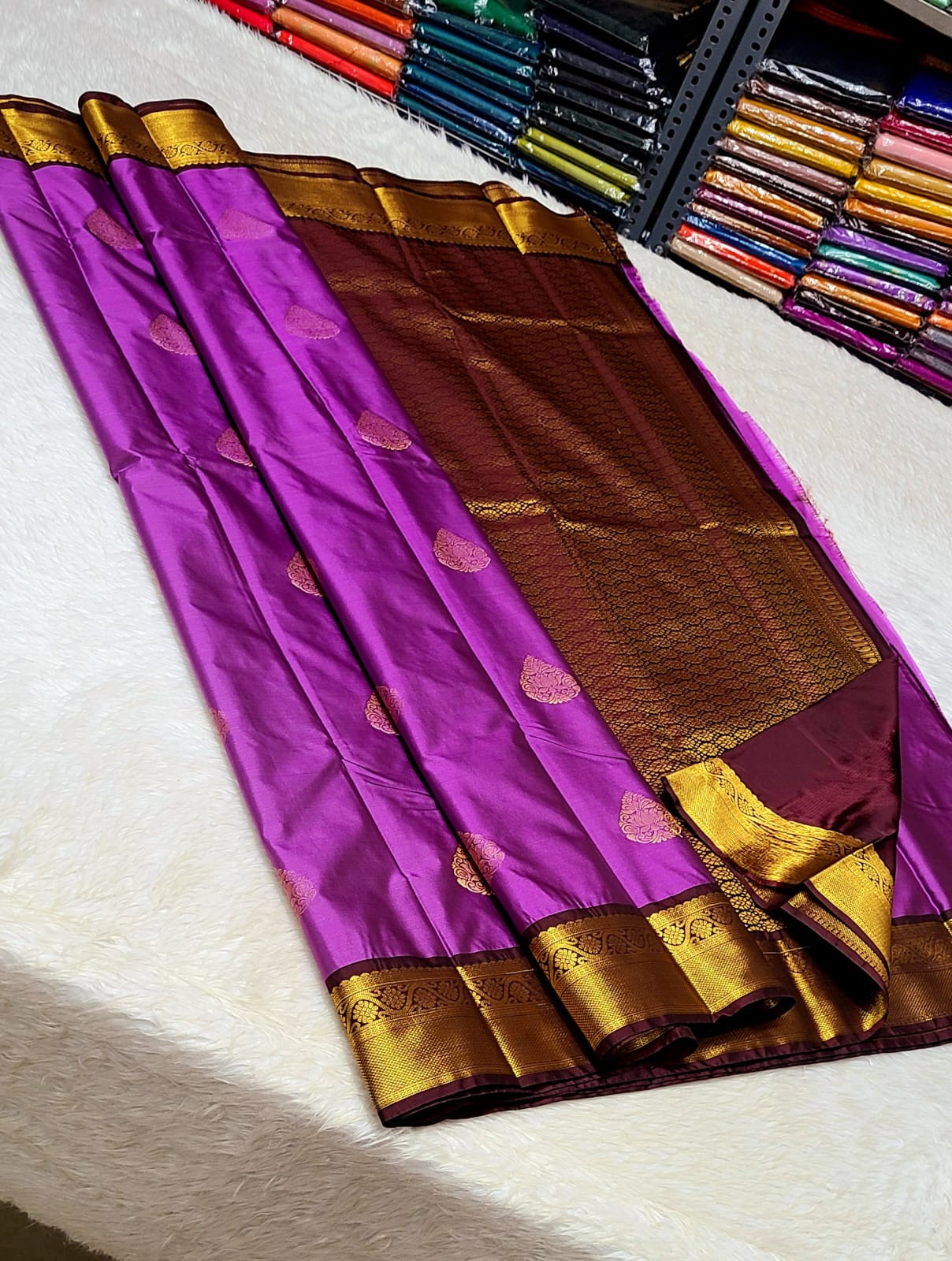 Beautiful Kanchipuram Premium Quality Pure Mix Vaira Oosi Silk Saree