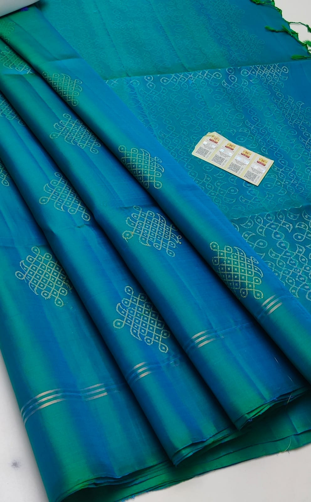 Handloom Pure Double Worp Soft Silk Saree