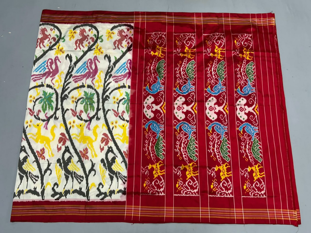 Image of Pochampally Ikkat Patola Madthas Forest Designer Saree