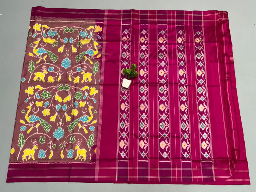 Image of Pochampally Ikkat Patola Madthas Forest Designer Saree