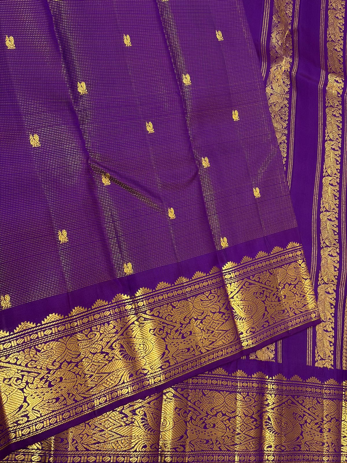 Kanchipuram Pure Silk Vaira Oosi Saree