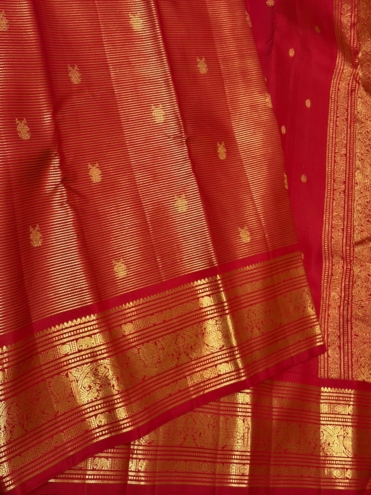 Kanchipuram Pure Silk Vaira Oosi Saree