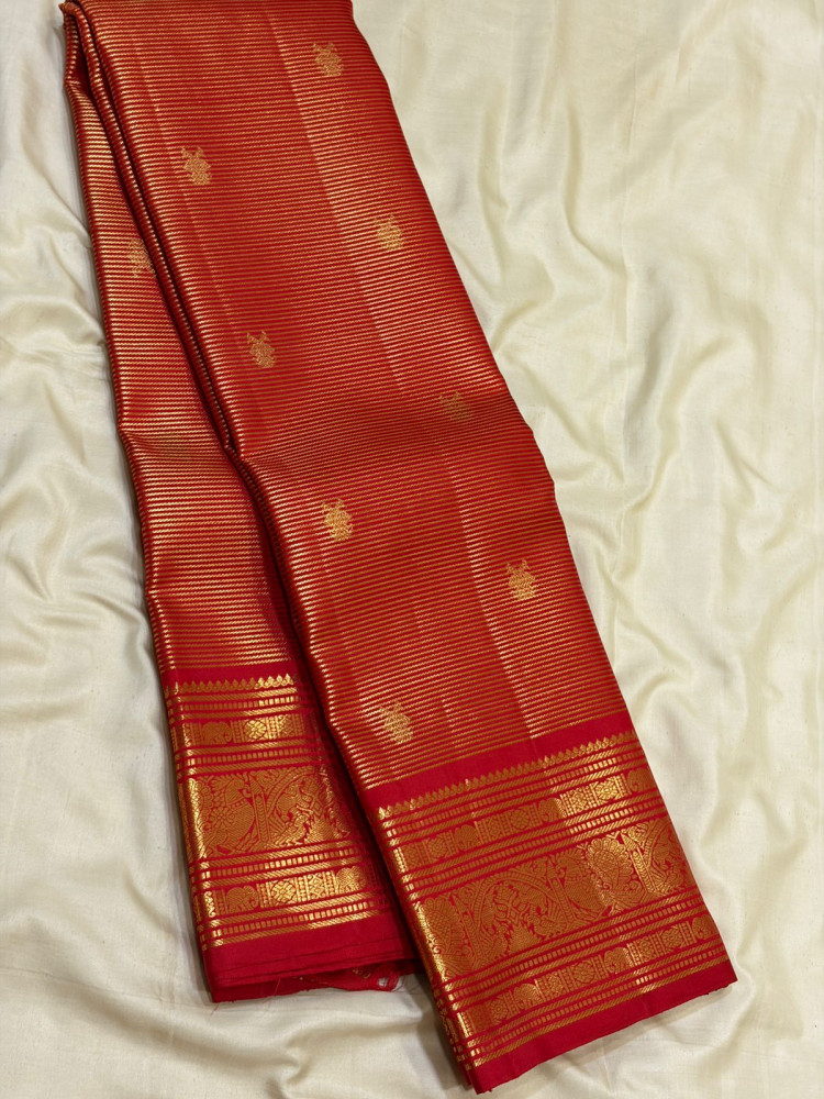 Image of Kanchipuram Pure Silk Vaira Oosi Saree