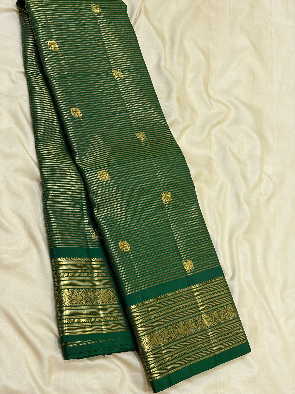 Kanchipuram Pure Silk Vaira Oosi Saree