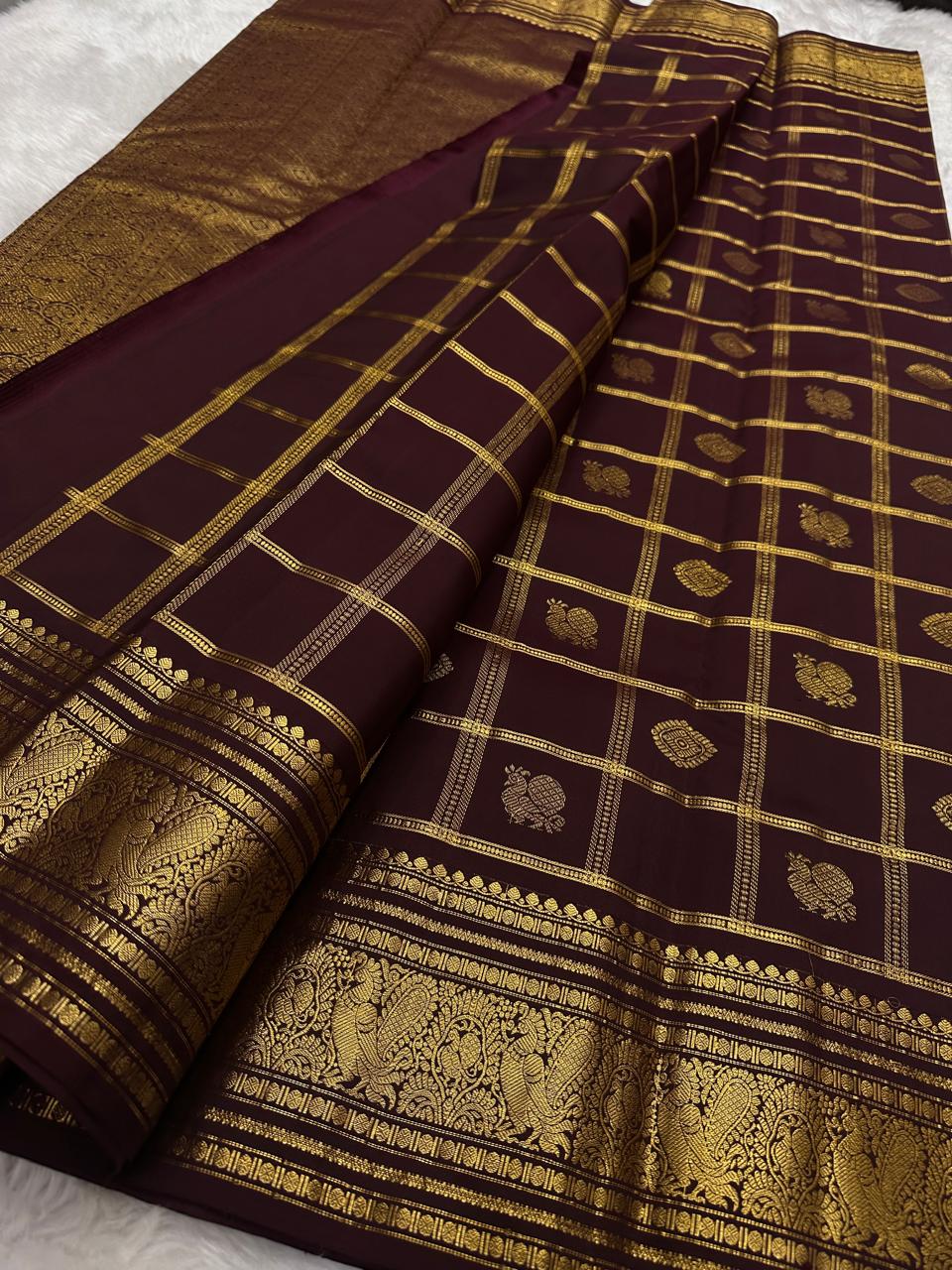 Kanchipuram Pure Silk Vaira Oosi Saree