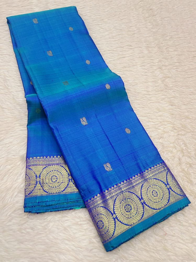 Image of Kanchipuram Pure Silk Small Border Saree