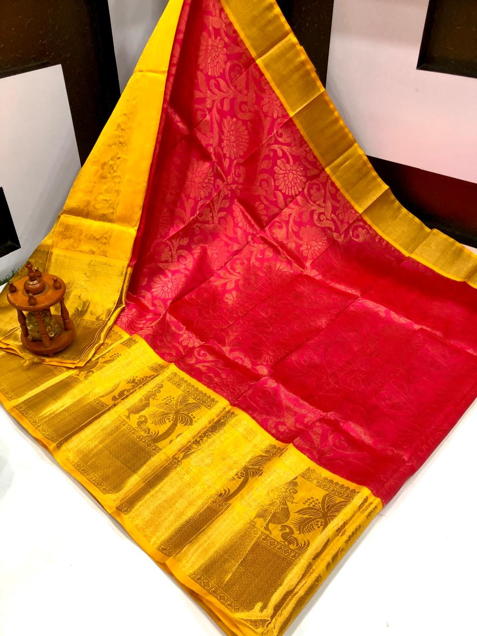 Kuppadam Special Border Bridal Saree