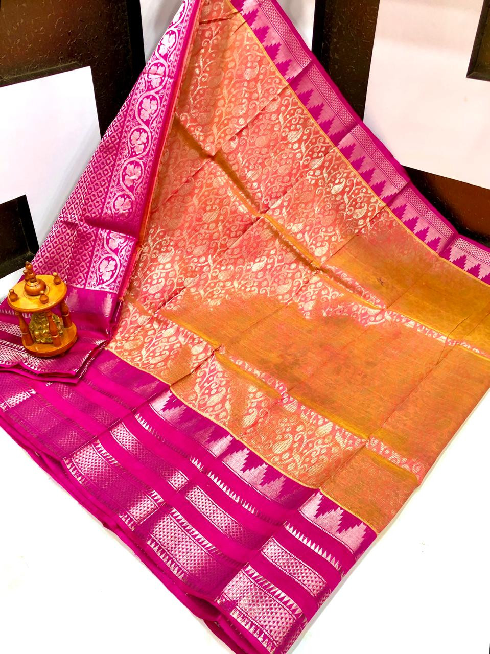 Kuppadam Special Border Bridal Saree