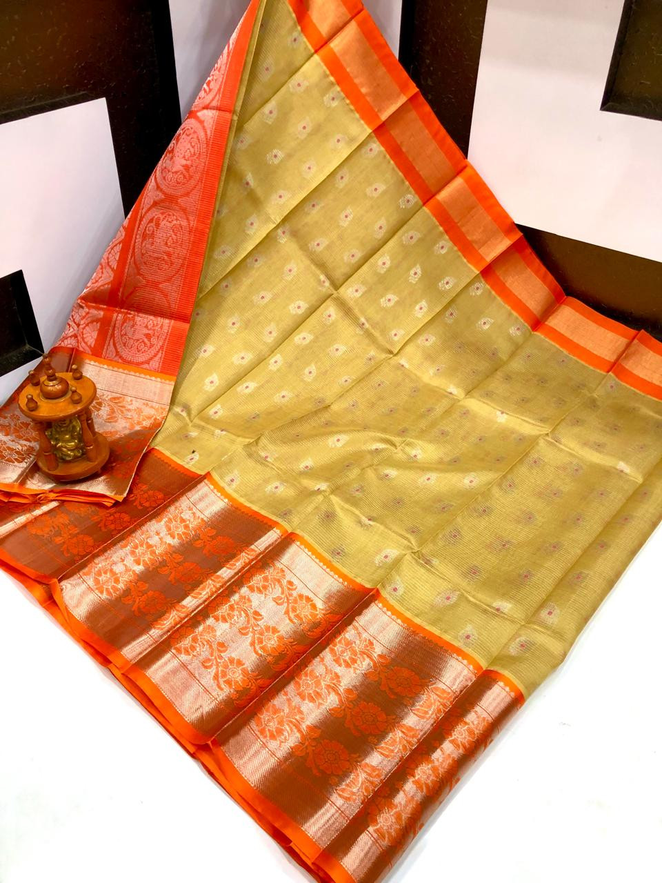 Kuppadam Special Border Bridal Saree
