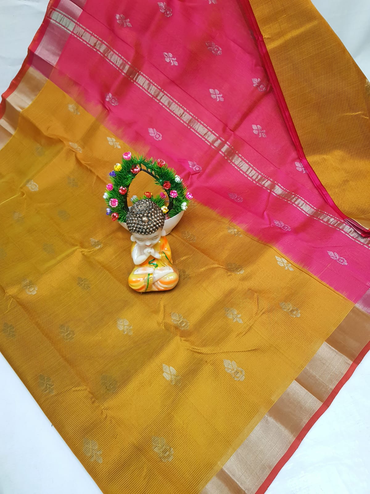 Mangalagiri Small Butta Saree