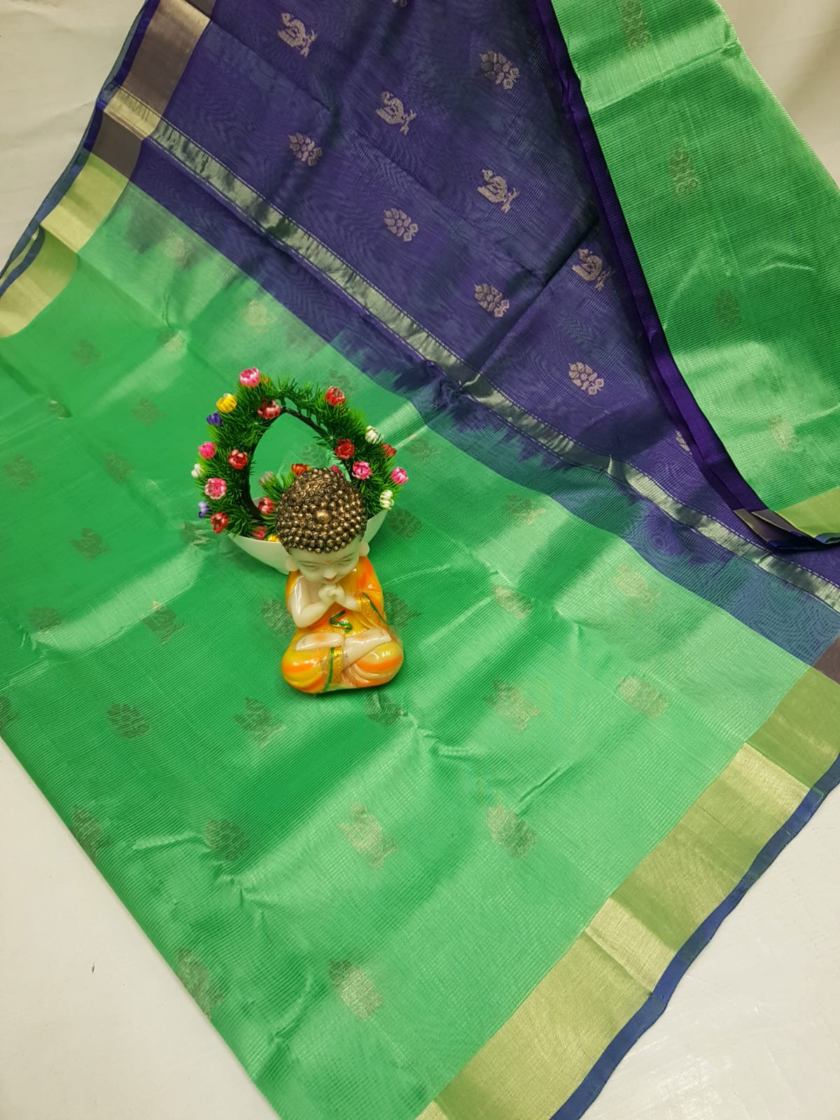 Mangalagiri Small Butta Saree